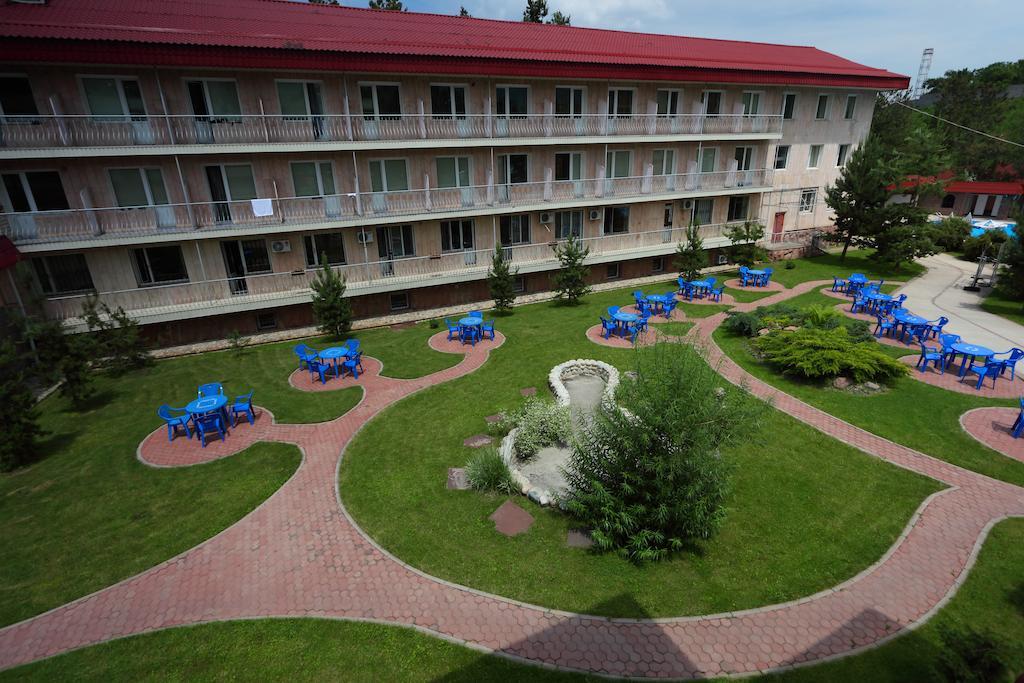 Olympica Hotel Almaty Ngoại thất bức ảnh